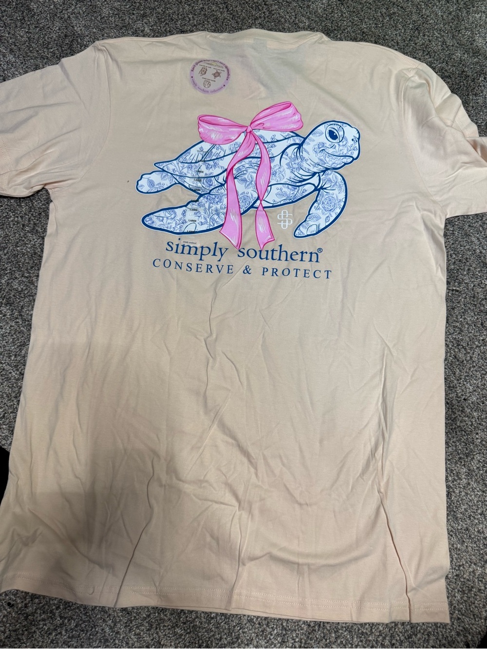 Simply Southern Cream Tee with Blue Sea Turtle and Pink Bow